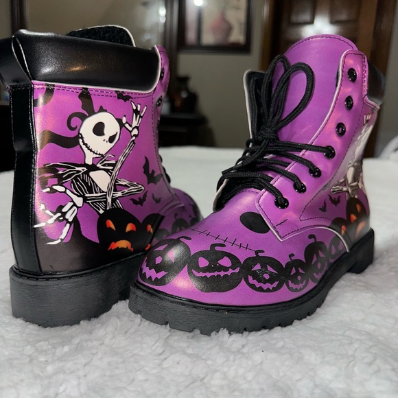 Nightmare before Christmas Boots Women's Size US 9.5 / EU 40 NEW - Picture 2 of 9